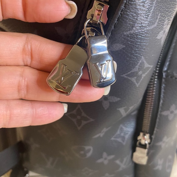 ‼️NOT for SALE‼️Louis Vuitton Discovery PM backpack 🌸 beautiful w/ receipt - Picture 5 of 16